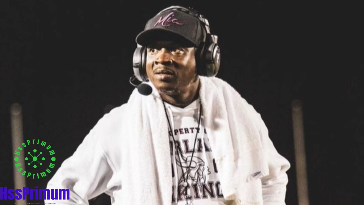 Slain Miami Norland Senior High School football coach Keon Smith honored at school